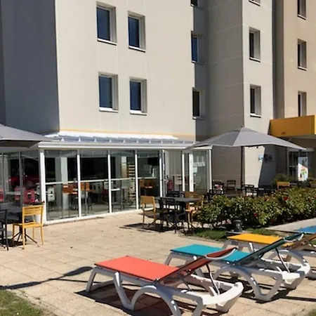 Roissy Hotel 3*