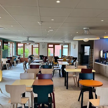 Roissy Hotel 3*